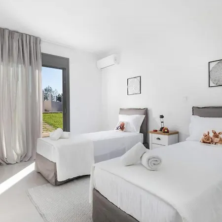 Secluded Elegance At Giem 4 Bedrooms Unmatched Sea Views Private Pool & Lush Gardens Dassia, Corfu *
