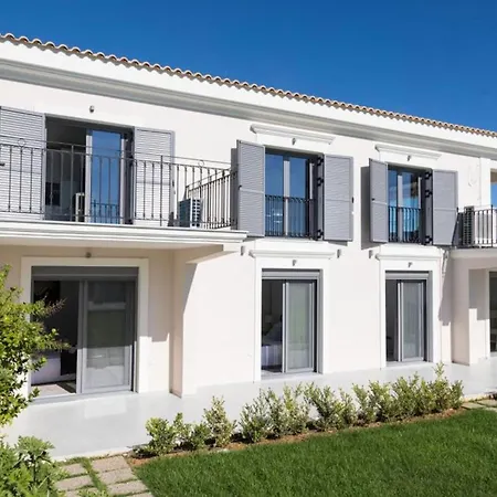 וילה Secluded Elegance At Giem 4 Bedrooms Unmatched Sea Views Private Pool & Lush Gardens Dassia, Corfu