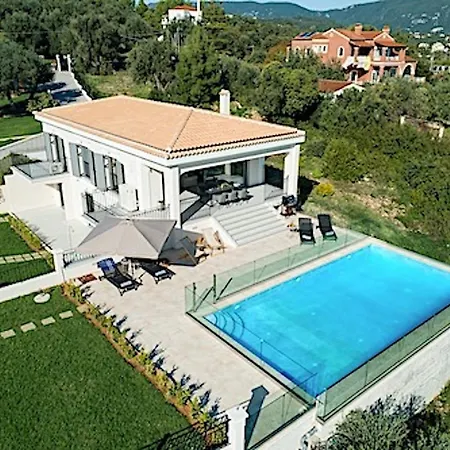 Giem: Secluded Seaside Elegance With Private Pool *