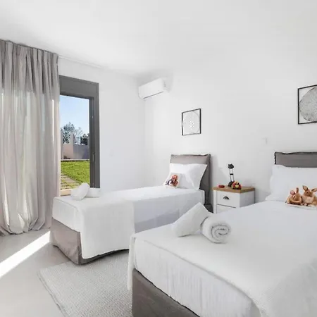 Giem: Secluded Seaside Elegance With Private Pool